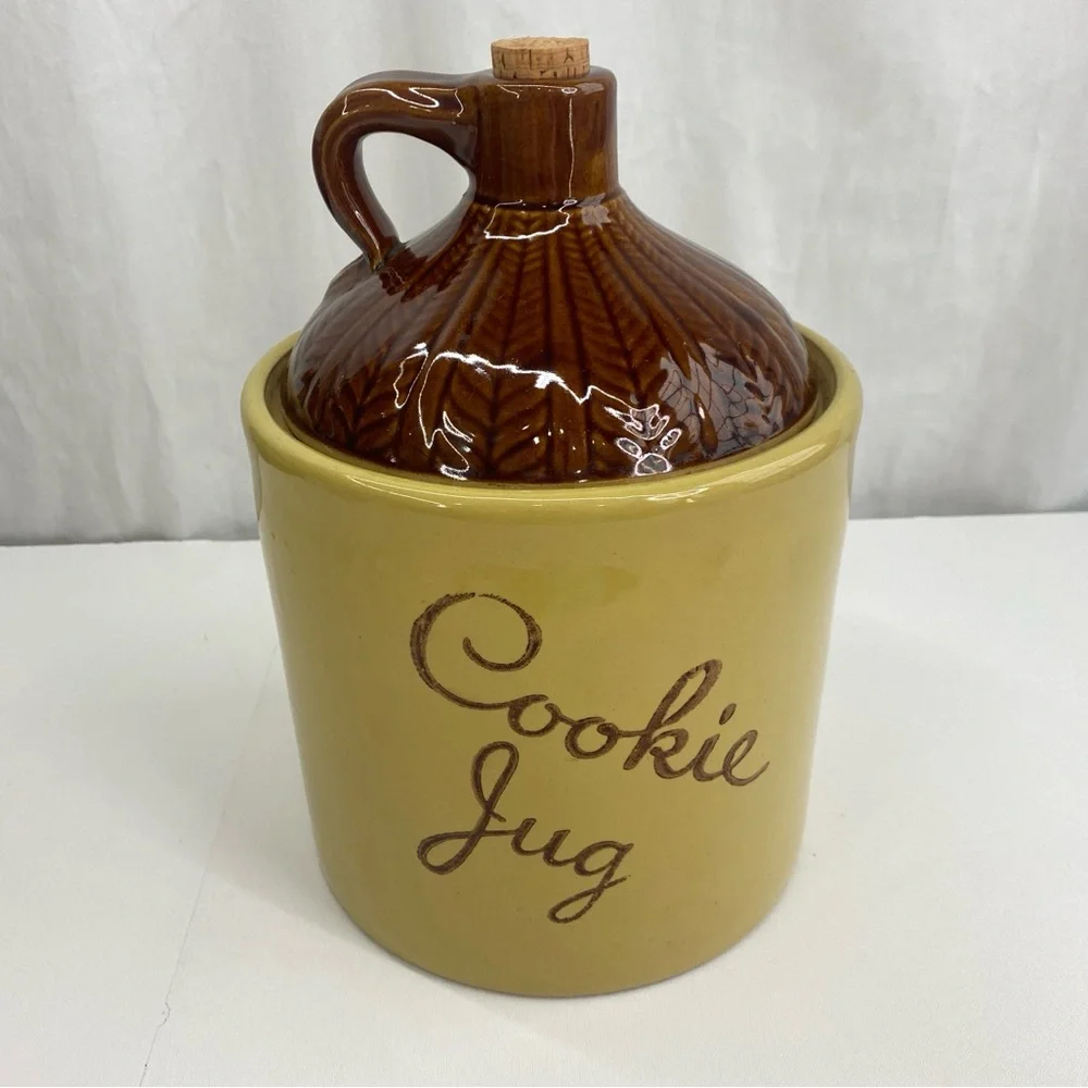 Monmouth Pottery Vintage Cork Stop